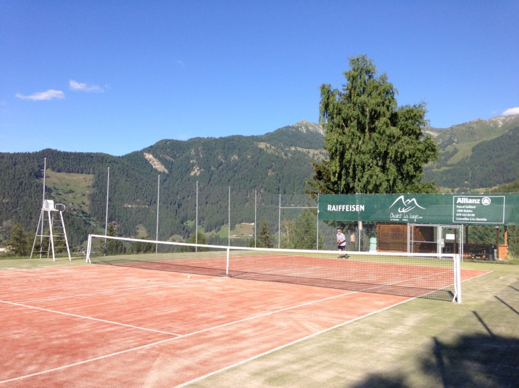 La Tzoumaz Tennis court